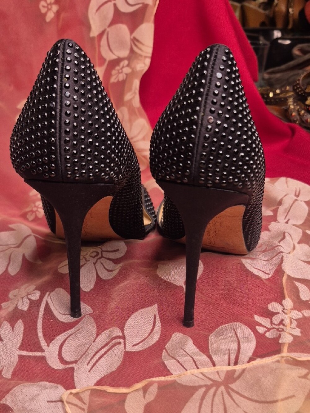 Imagine By Vince Camuto Sudded Pointed-Toe Women's Pumps in Black - Picture 2 of 11